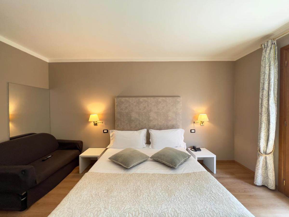 Hotel Villa Maria Au Lac - Estella Hotels Italia 토스콜라노마데노 외부 사진